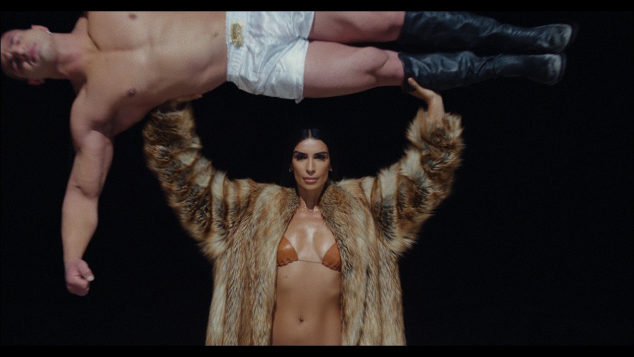 SEVDALIZA – HEROINA FT. LA JOAQUI